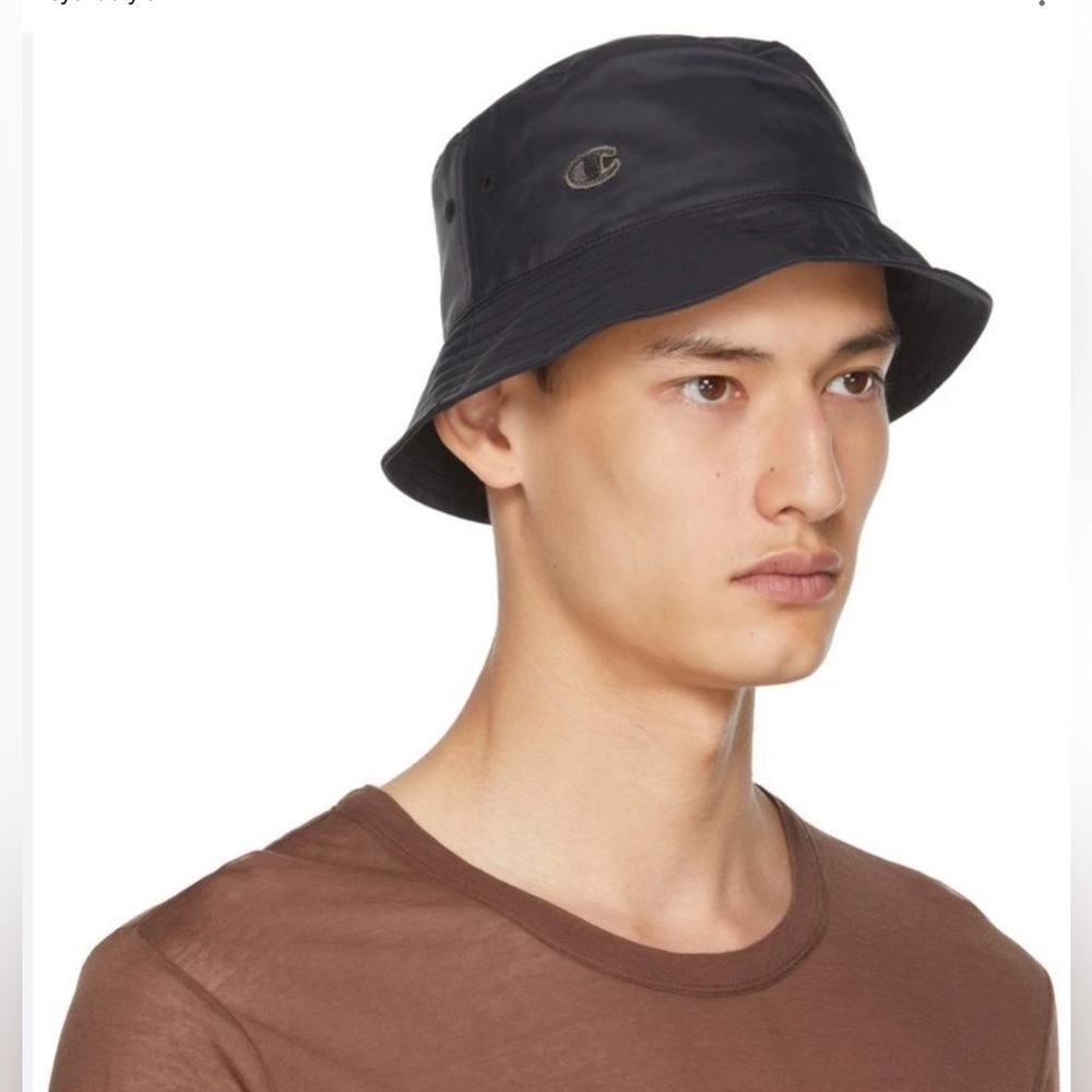 Rick Owens X Champion GILLIGAN HAT IN BLACK NYLON Size M/L CM21S0022-805…​​​​ - Picture 3 of 16